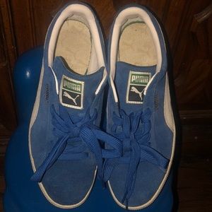 Puma sneakers blue white size 7.5 thick laces